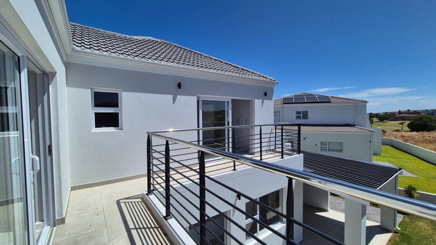 3 Bedroom Property for Sale in Country Club Western Cape